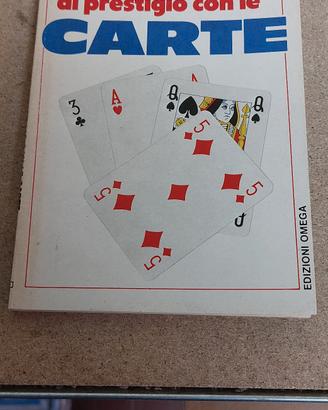 libro di prestigio con le carte 