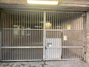 Posto moto in via Lame