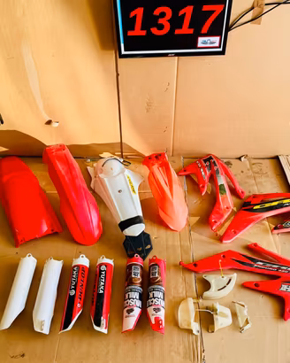PLASTICHE E PROTEZIONI HONDA CRF 250 E 450 DAL 200
