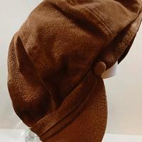 Berretto scamosciato con frontino 