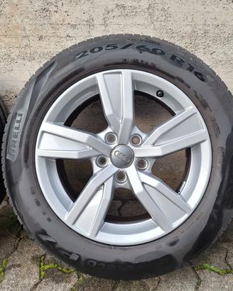 Cerchi in lega con gomme 16' ORIGINALI AUDI
