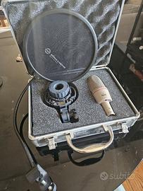 Microfono AKG C3000 + K&M Pop Killer