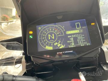 Suzuki V Strom XT 1050 - 2021