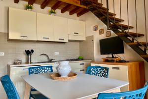 Trilocale 2 camere e terrazza vista mare