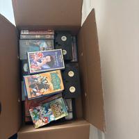 Videoccassette cartoni e film anche ealt disney