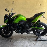 Kawasaki z750 versione R del 2013