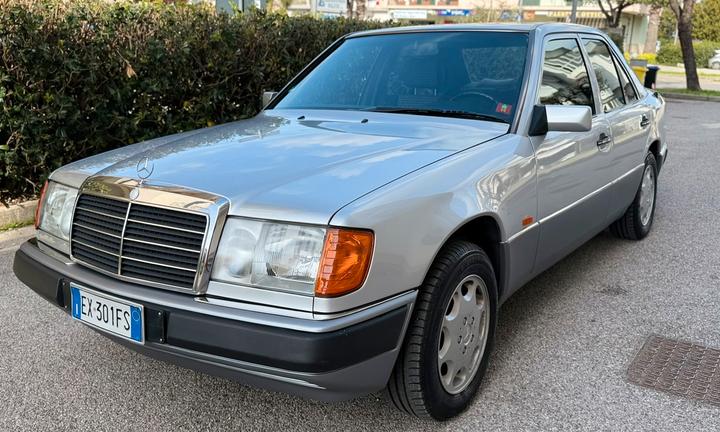 Mercedes w124 300E 24V