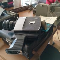 cinepresa vintage Paillard-Bolex 8 mm con custodia