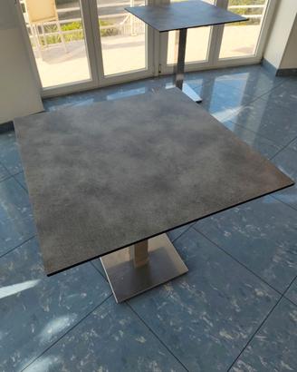 Stock tavoli per bar e ristoranti