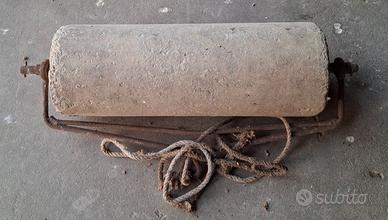 Rullo compattatore antico