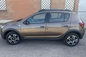 Stupenda Dacia Sandero Stepway