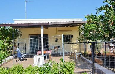 Villa di 89 m² con 3 locali e box auto a Putignano