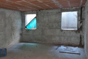 Casa unifamiliare al grezzo su 3 livelli di 180 mq