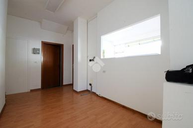 CASA DI CORTE A CHÂTILLON