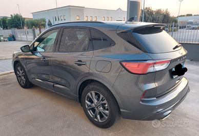 FORD Kuga 3ª serie - 2022