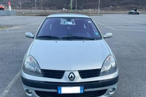 Renault Clio 1.2 16v 75CV (2005) NEOPATENTATI✅
