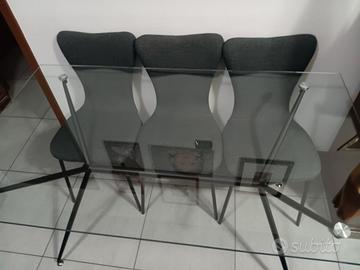 Tavolo in vetro con 6 sedie