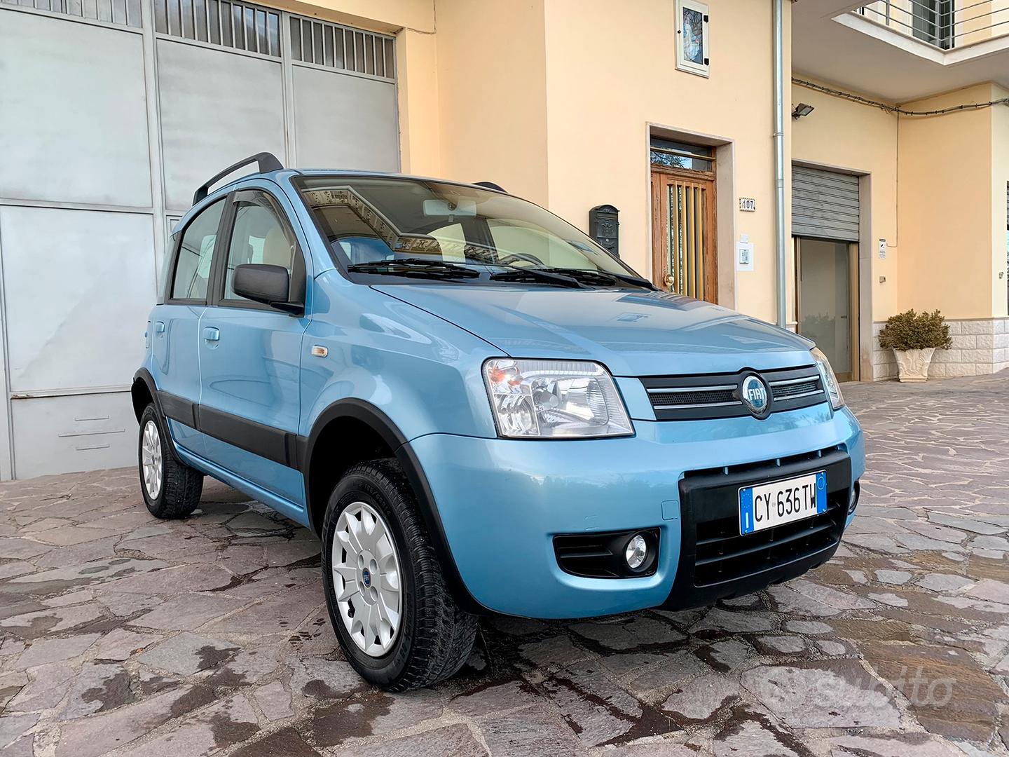 Prova Fiat Panda 4x4 Climbing scheda tecnica opinioni e dimensioni