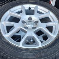 Gomme bridgestone con cerchi in lega jeep renegade