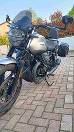 Moto Guzzi  V7 Stone