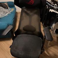 Sedia gaming Asus rog destrier