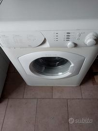 Lavatrice Ariston AVL66