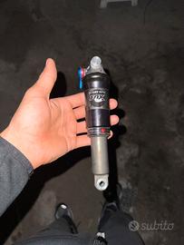 ammortizzatore fox usato poco
