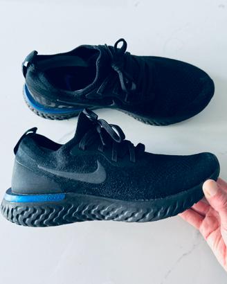 Scarpa da running Nike Epic React Flyknit