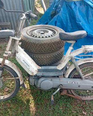 Piaggio bravo