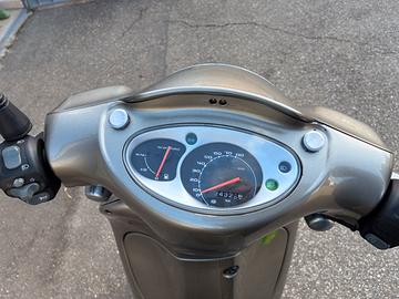 Aprilia Scarabeo 50,