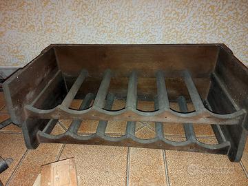 cantinetta portabottiglie in legno impilabile.