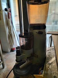 Macinino caffè professionale La Cimbali Magnum