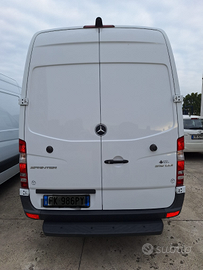 Mercedes sprinter 319 v6