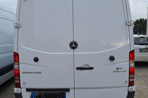 Mercedes sprinter 319 v6