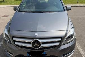 Mercedes classe B200 premium benzina