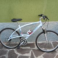 BICICLETTA  UOMO E DONNA