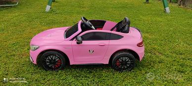 macchina Mercedes bimbo