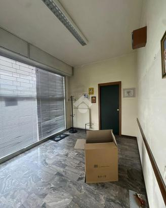 NEGOZIO A TELGATE