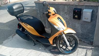 Scooter Piaggio Medley 200