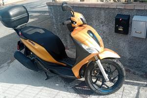 Scooter Piaggio Medley 200