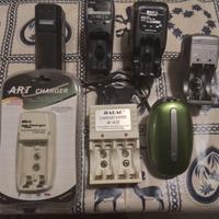 7 CARICABATTERIE PER BATTERIE RICARICABILI NUOVi