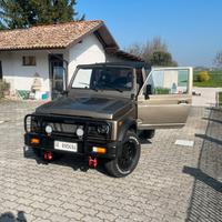 Suzuki samurai sj 413