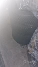 Quattro gomme quattro stagioni 
