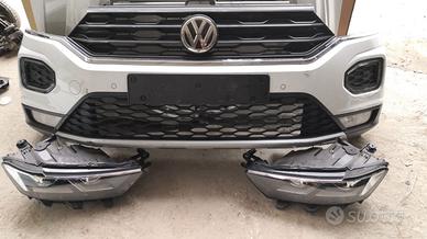 VOLKSWAGEN T-ROC 1.0TB MUSO FARI LED 2017-2021