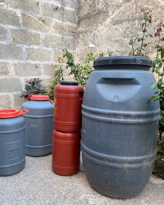 Contenitori bidoni alimentari