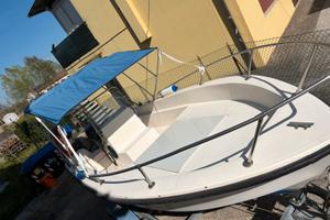 Barca Fischerman 500 con top 700