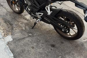 Honda CB125R