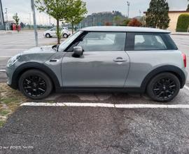 Mini one 102 cv. 2020