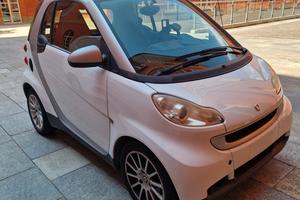 Smart For-two coupe 2008 bianca e nera