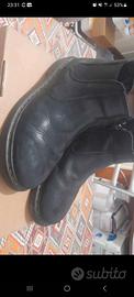 Dr Martens taglia 35